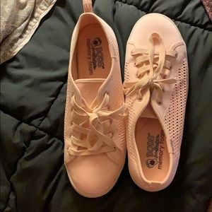 Pink memory foam “bobs” by sketchers